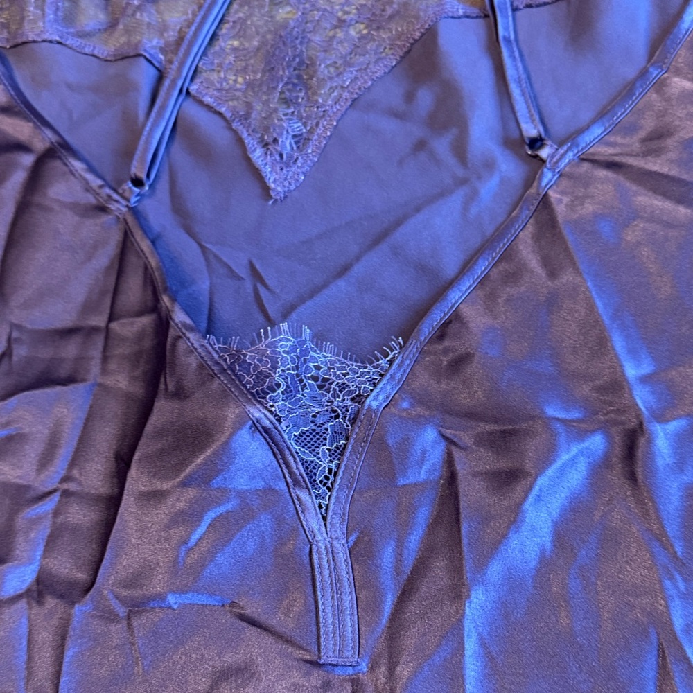 Victoria's Secret Lavender Satin Lace Slip Dress Lingerie - Large - Like New - Picture 8 of 14